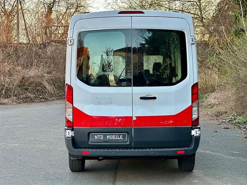 Gebraucht Ford Transit 105 PS (77 kW) 2018 Weiß Kombi