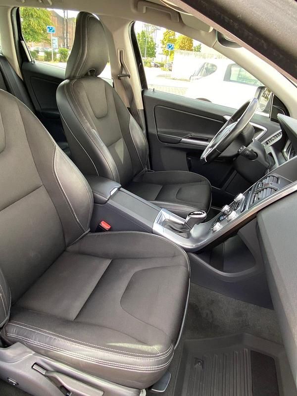 Gebraucht Volvo XC60 150 PS (110 kW) 2017 Schwarz SUV