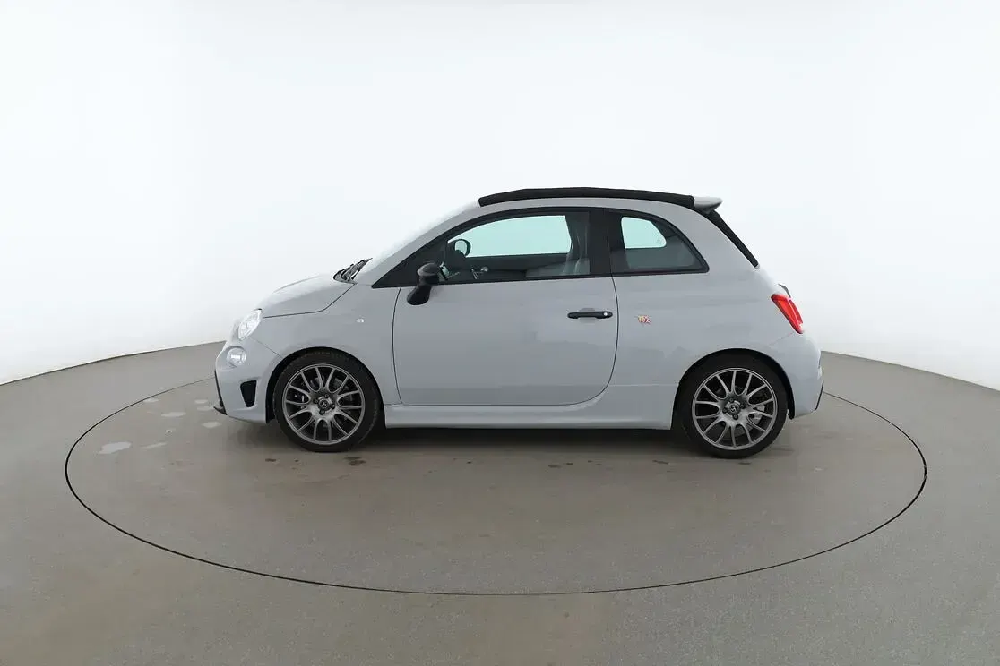 Gebraucht Abarth 695C 180 PS (132 kW) 2023 Grau Cabrio