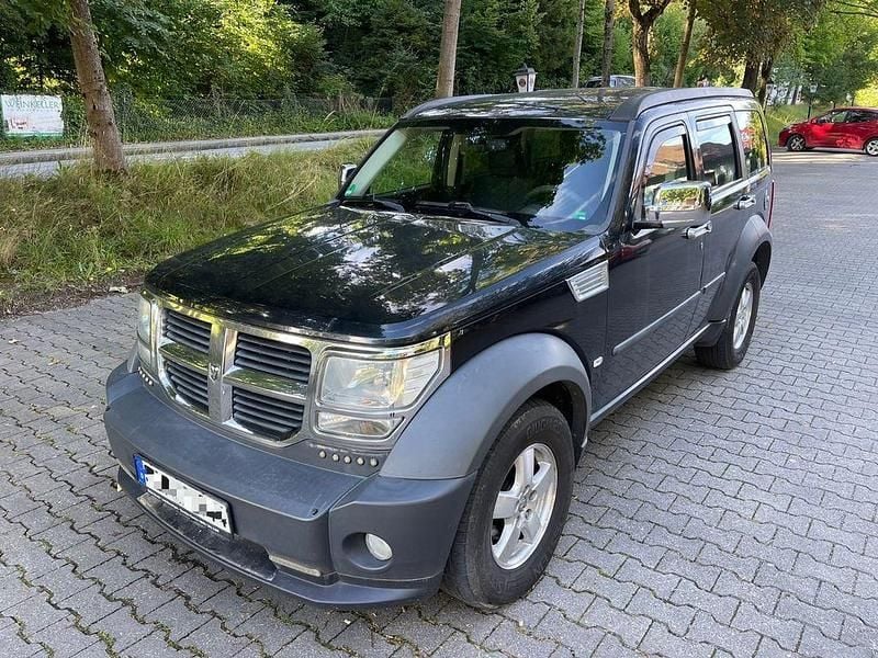 Schwarz Gebraucht 2008 Dodge Nitro SE SUV | 3.490 € (Fairer Preis) - Bild 1/4