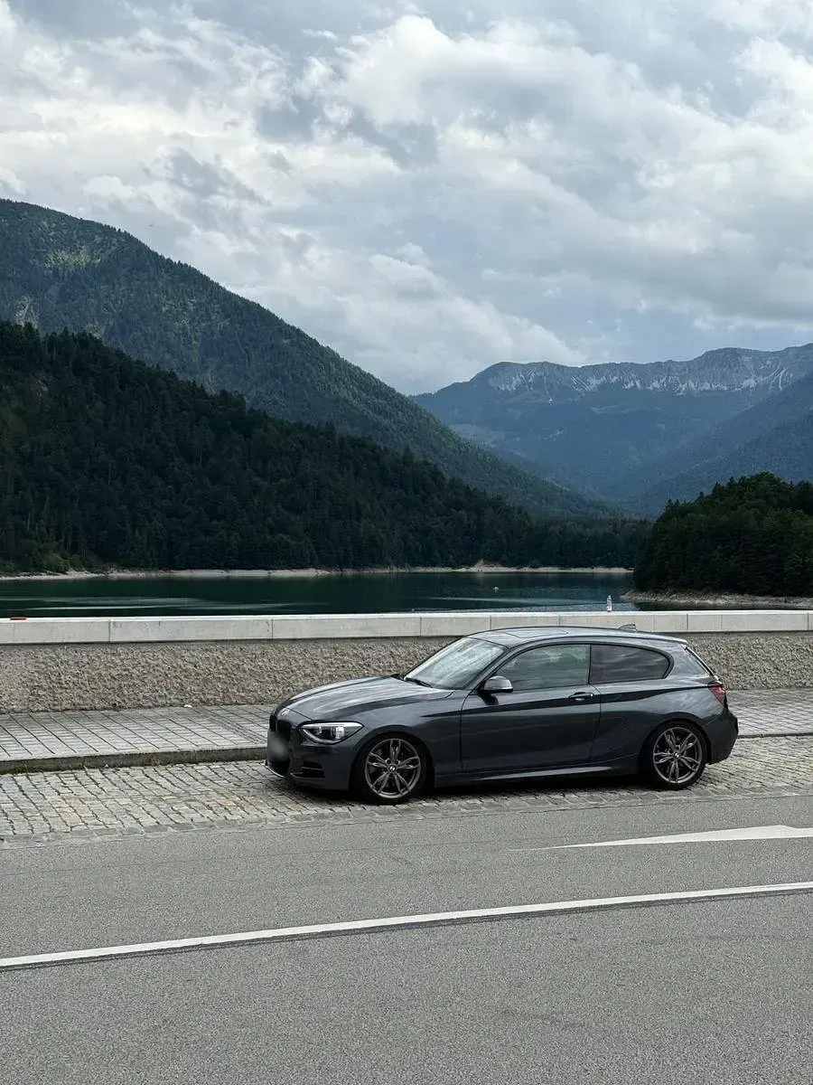 Gebraucht BMW M135 M Performance 320 PS (235 kW) 2012 Grau Kleinwagen