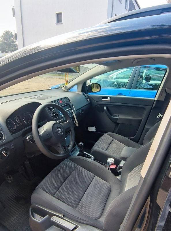 Gebraucht VW Golf Plus Cross 105 PS (77 kW) 2011 Schwarz Van / Kleinbus