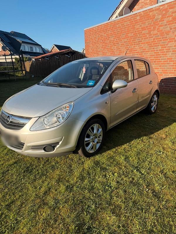Gebraucht Opel Corsa 80 PS (58 kW) 2007 Silber Kleinwagen