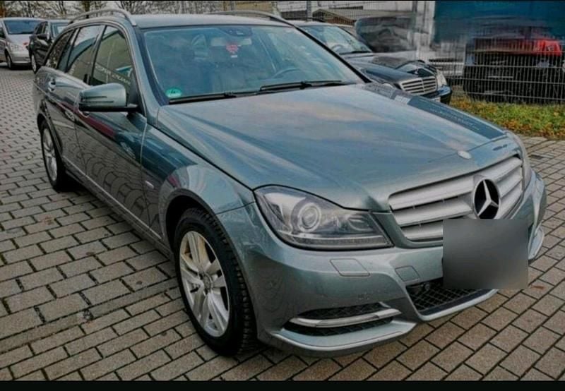 Gebraucht Mercedes 180 156 PS (114 kW) 2011 Grau Limousine