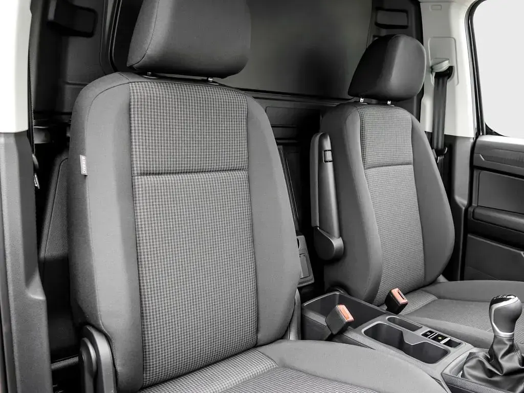 Gebraucht VW Caddy Maxi 102 PS (75 kW) 2025 Schwarz Van / Kleinbus