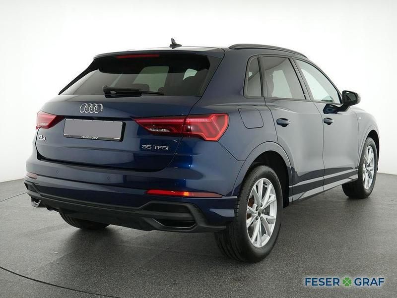 Gebraucht Audi Q3 S-Line 150 PS (110 kW) 2023 Navarrablau metallic SUV