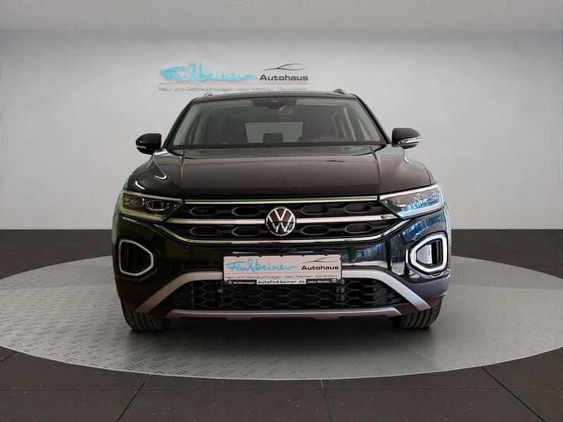 Gebraucht VW T-Roc Style 110 PS (80 kW) 2022 Deep black perleffekt (schwarz), perleffekt SUV