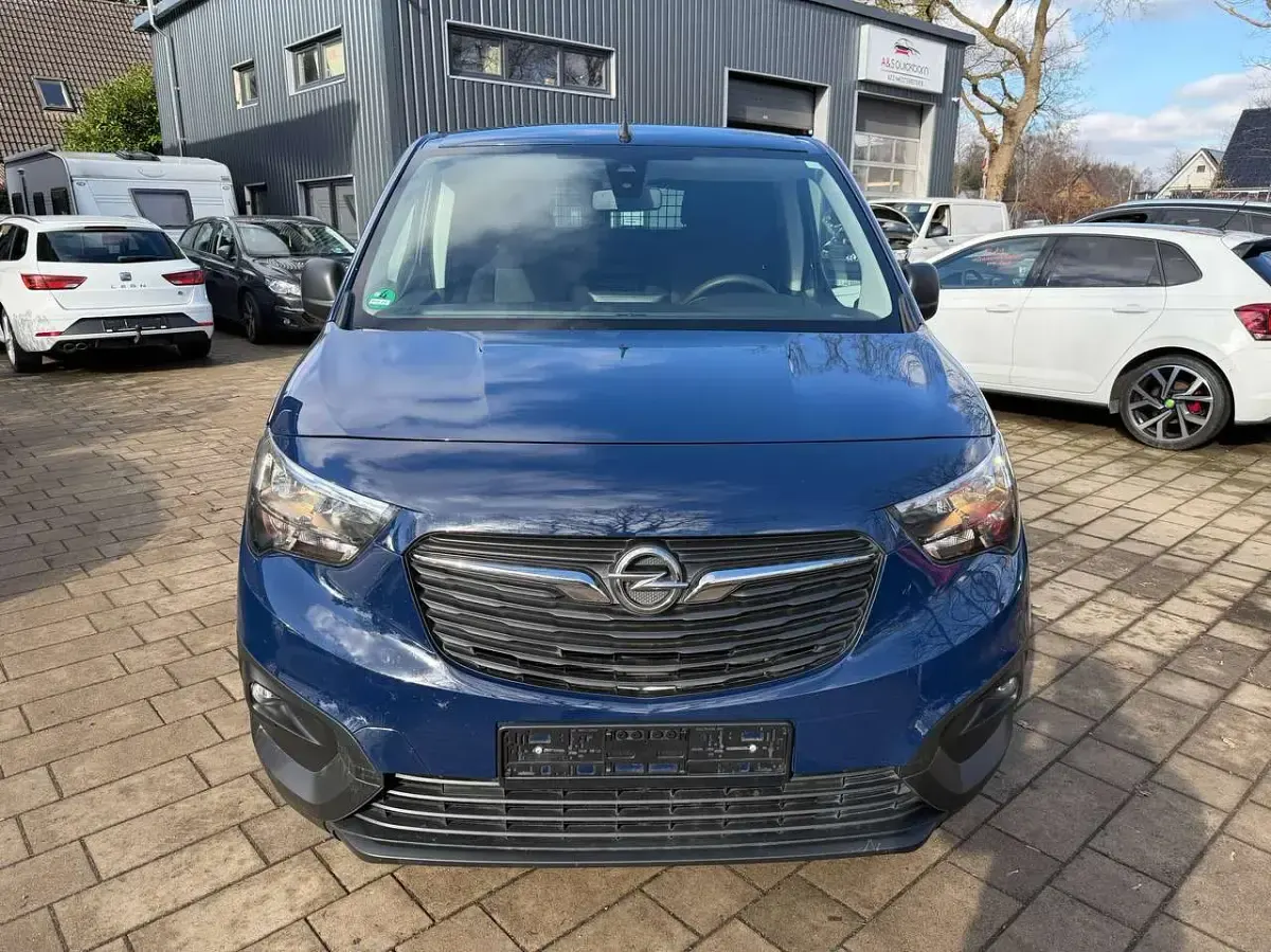 Gebraucht Opel Combo Edition 102 PS (75 kW) 2021 Imperial blau Van / Kleinbus
