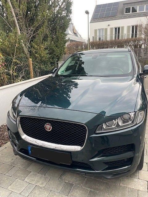 Gebraucht Jaguar F-Pace Prestige 179 PS (131 kW) 2017 Grün SUV