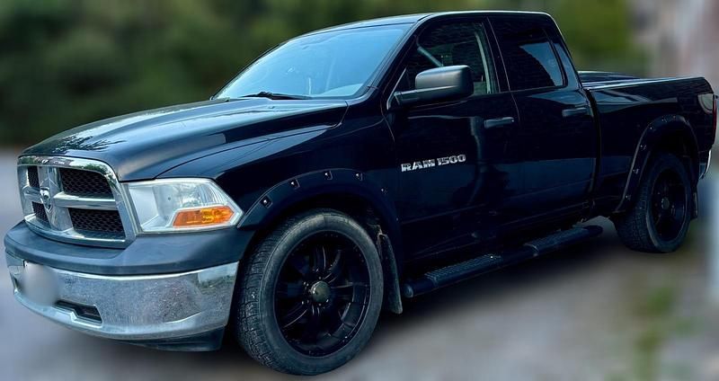 Schwarz Gebraucht 2011 Dodge Ram Abholung | 12.000 € - Bild 1/4
