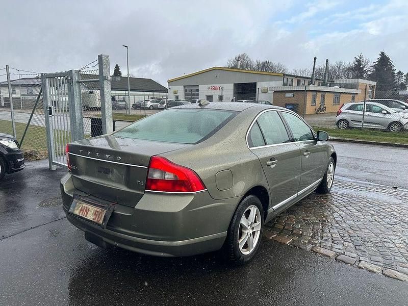 Gebraucht Volvo S80 Summum 179 PS (131 kW) 2011 Grün Limousine