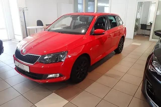 Corridarot Gebraucht 2016 Skoda Fabia Ambition Kleinwagen | 11.790 € (Fairer Preis) - Bild 1/4