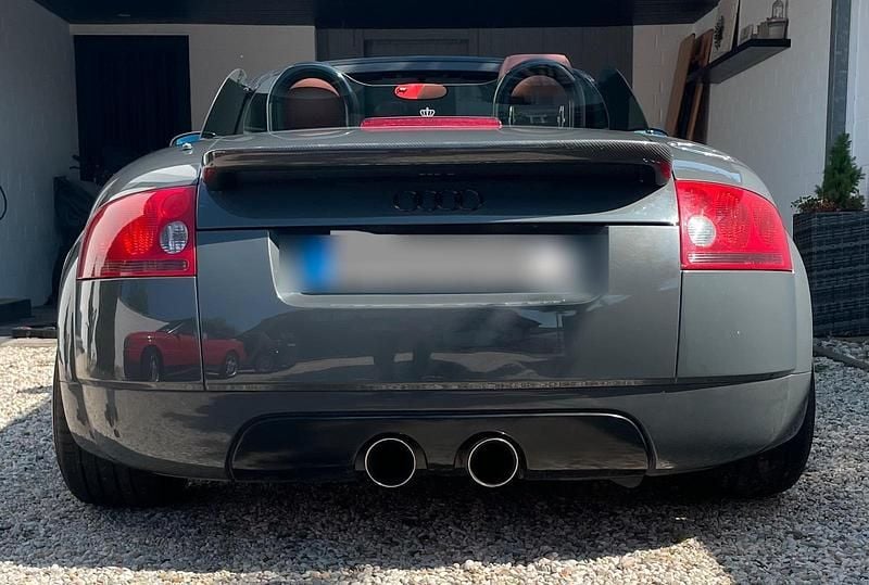 Grau Gebraucht 2000 Audi TT Cabrio | 9.999 € - Bild 1/4