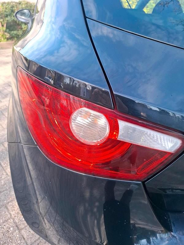 Gebraucht Seat Ibiza 75 PS (55 kW) 2012 Schwarz Kleinwagen