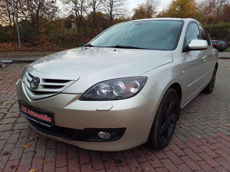 Gebraucht Mazda 3 Active 105 PS (77 kW) 2007 Champagnersilber metallic Limousine
