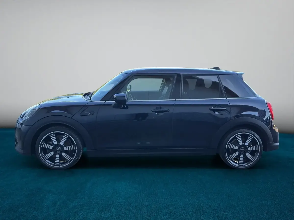Gebraucht Mini Cooper S Classic 178 PS (130 kW) 2023 Schwarz Kleinwagen