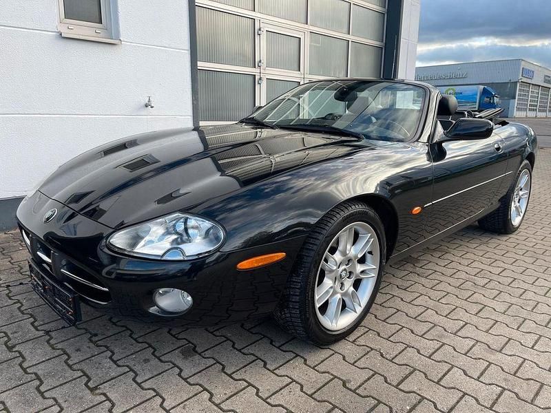 Schwarz Gebraucht 2001 Jaguar XK8 Cabrio | 18.800 € (Superpreis) - Bild 1/4