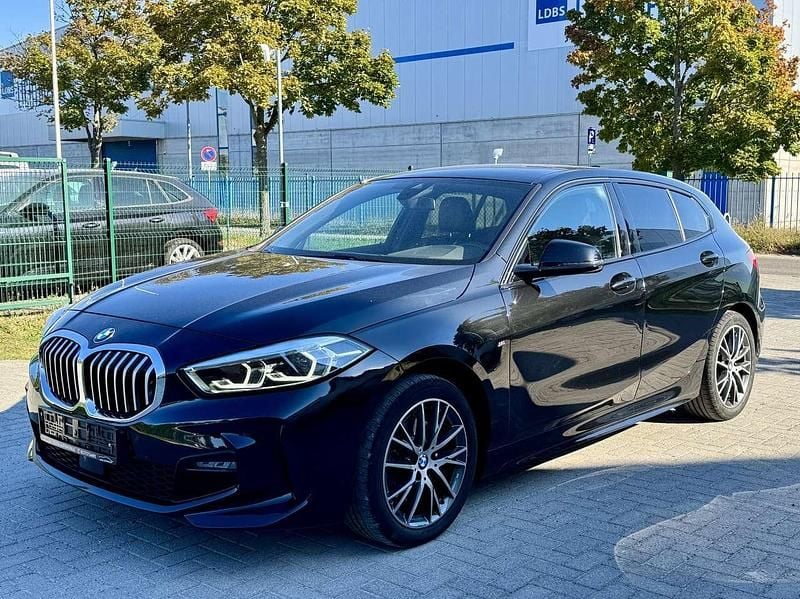 Gebraucht BMW 116 M Sport 116 PS (85 kW) 2022 Saphirschwarz Kleinwagen