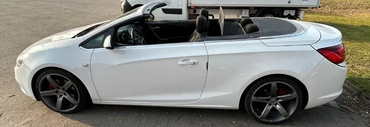 Gebraucht Opel Cascada 140 PS (102 kW) 2013 Weiß Cabrio