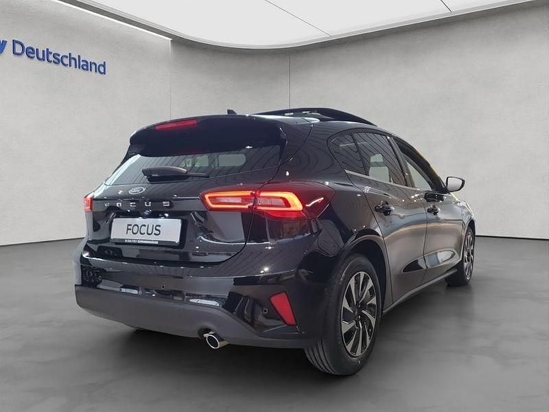 Neu Ford Focus Titanium 155 PS (114 kW) 2026 Agate black metallic Limousine