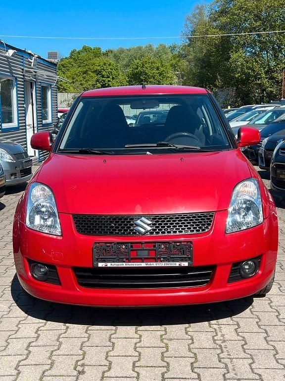 Gebraucht Suzuki Swift 92 PS (67 kW) 2009 Rot Kleinwagen