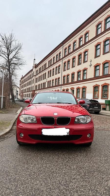 Gebraucht BMW 116 115 PS (84 kW) 2006 Rot Kleinwagen