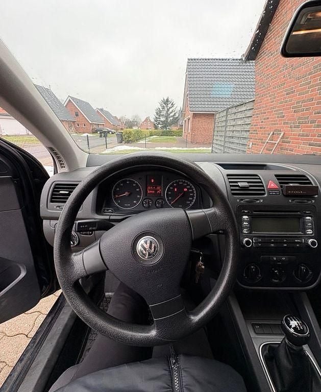 Gebraucht VW Golf IV Trendline 75 PS (55 kW) 2006 Blau Limousine