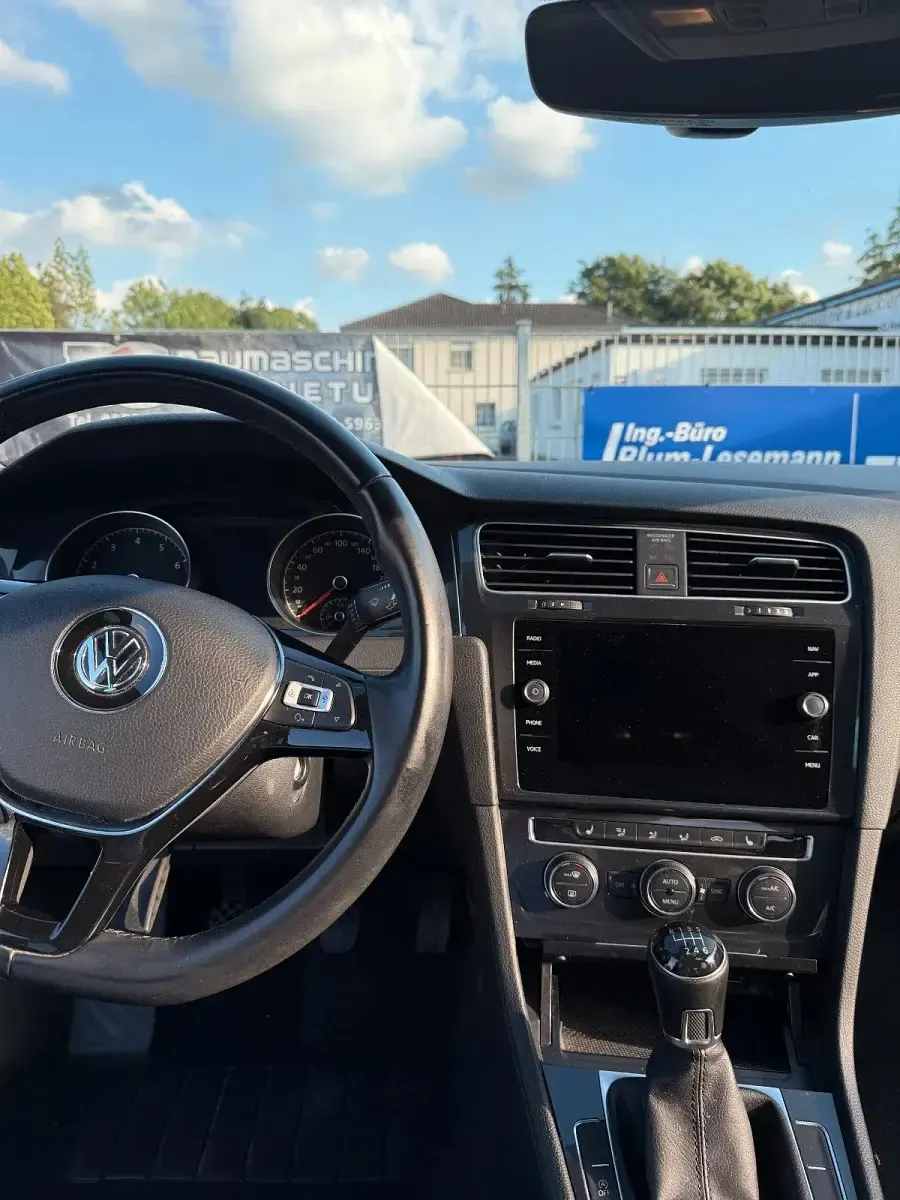 Gebraucht VW Golf VII 150 PS (110 kW) 2018 Schwarz Kleinwagen