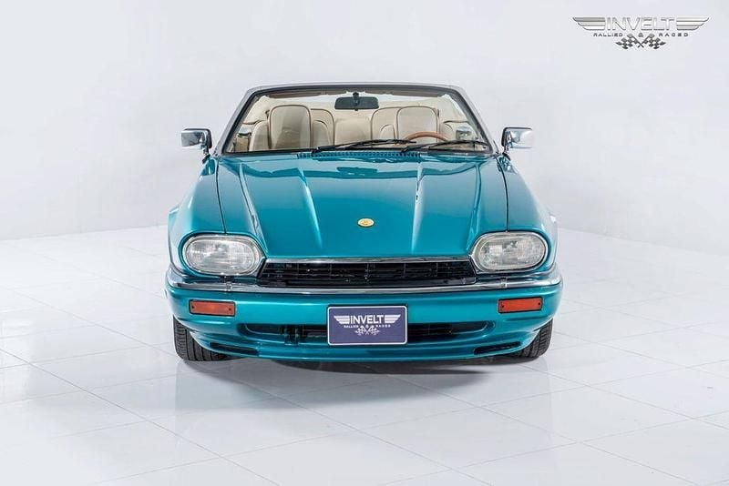 Second-hand Jaguar XJS 232 CP (170 kW) 1996 Verde Cabrio