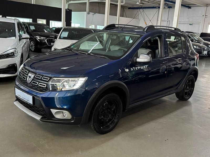 Blau Gebraucht 2019 Dacia Sandero Essentiel Kleinwagen | 8.900 € (Fairer Preis) - Bild 1/4