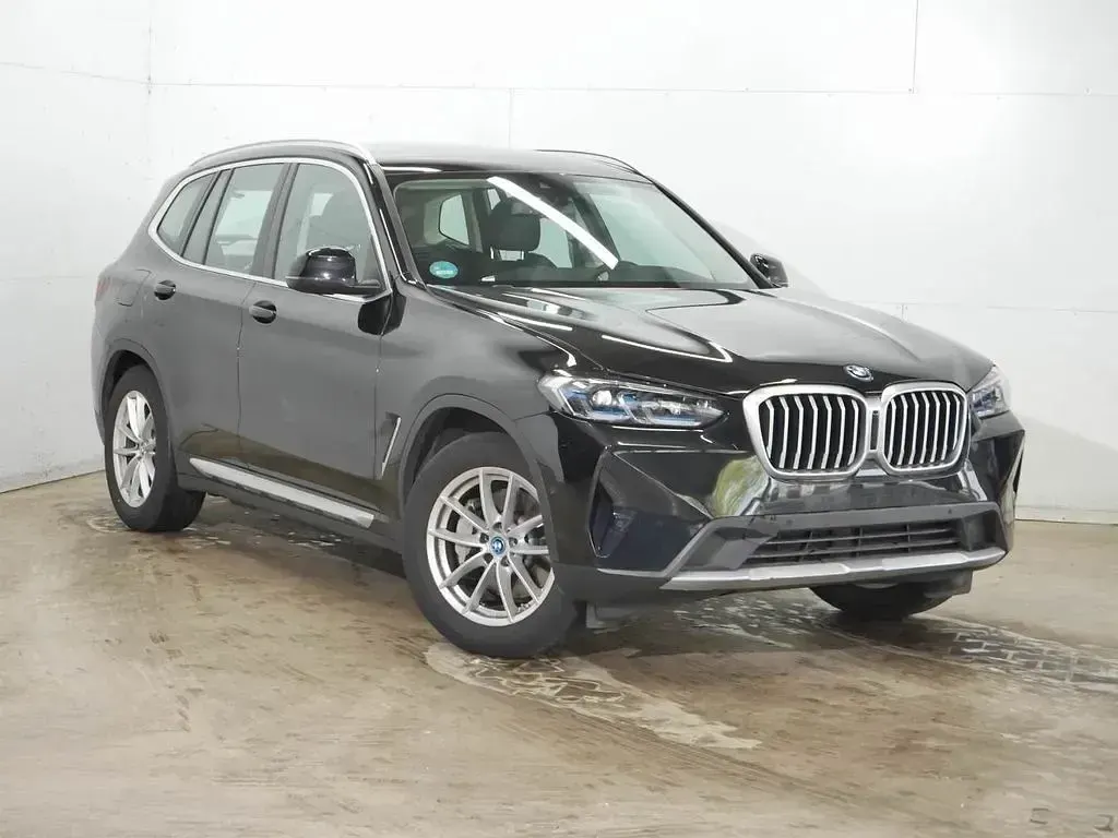 Second-hand BMW X3 Efficient Dynamics 292 CP (214 kW) 2023 Negru SUV