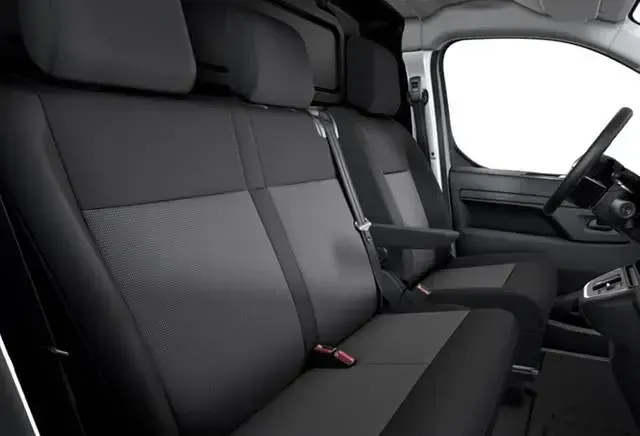 Neu Citroën Jumpy 179 PS (131 kW) 2026 Kaolin weiß kaolin weiß Van / Kleinbus