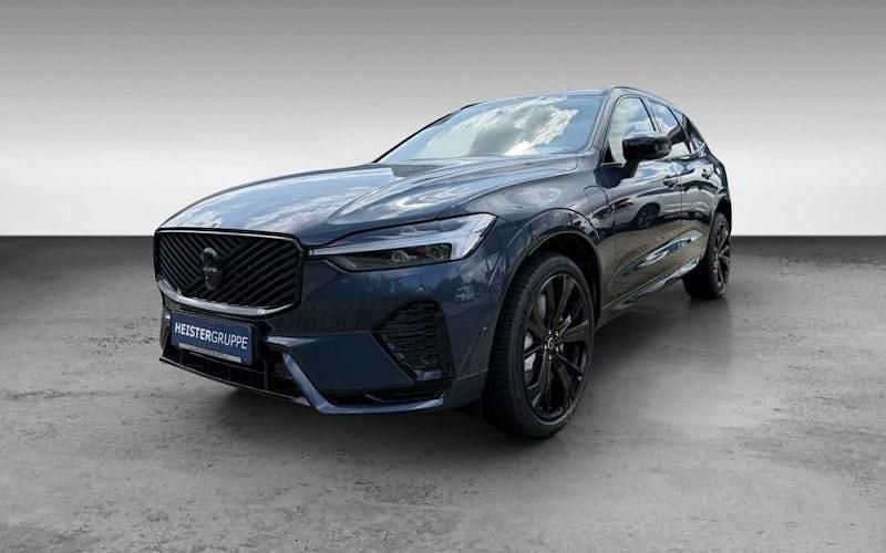 Neu Volvo XC60 Plus 455 PS (334 kW) 2025 Blau SUV