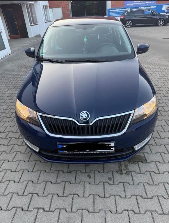 Blau Gebraucht 2016 Skoda Rapid Drive Limousine | 7.500 € (Superpreis) - Bild 1/4