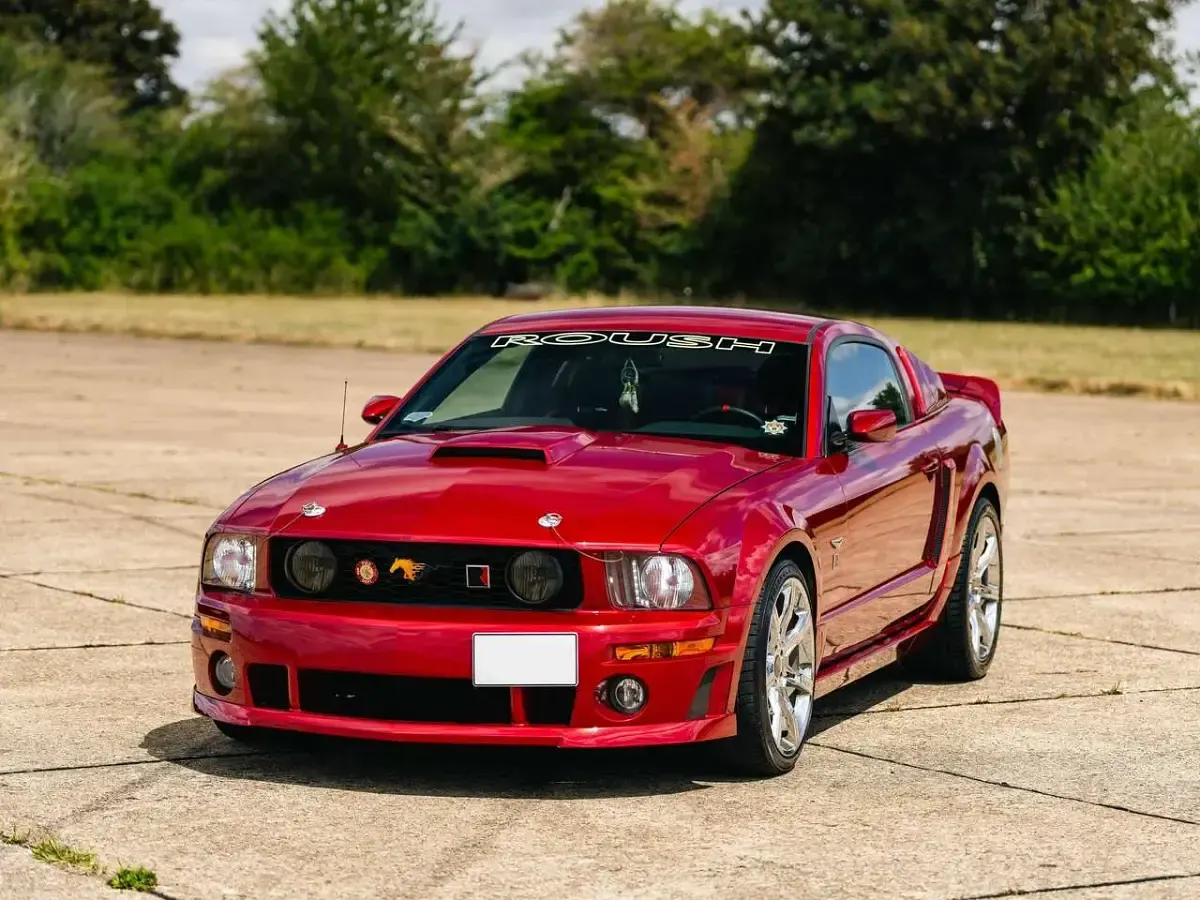 Gebraucht Ford Mustang 340 PS (250 kW) 2005 Rot Coupé