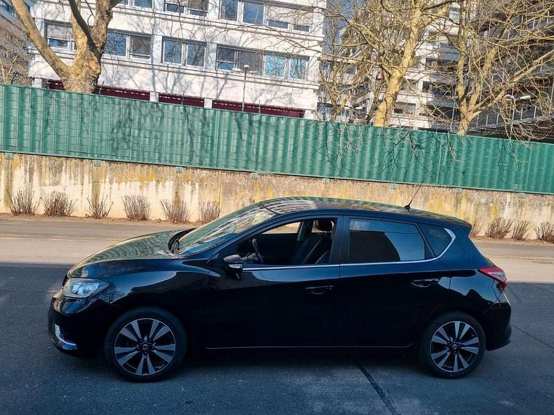 Gebraucht Nissan Pulsar Tekna 116 PS (85 kW) 2018 Schwarz Kleinwagen