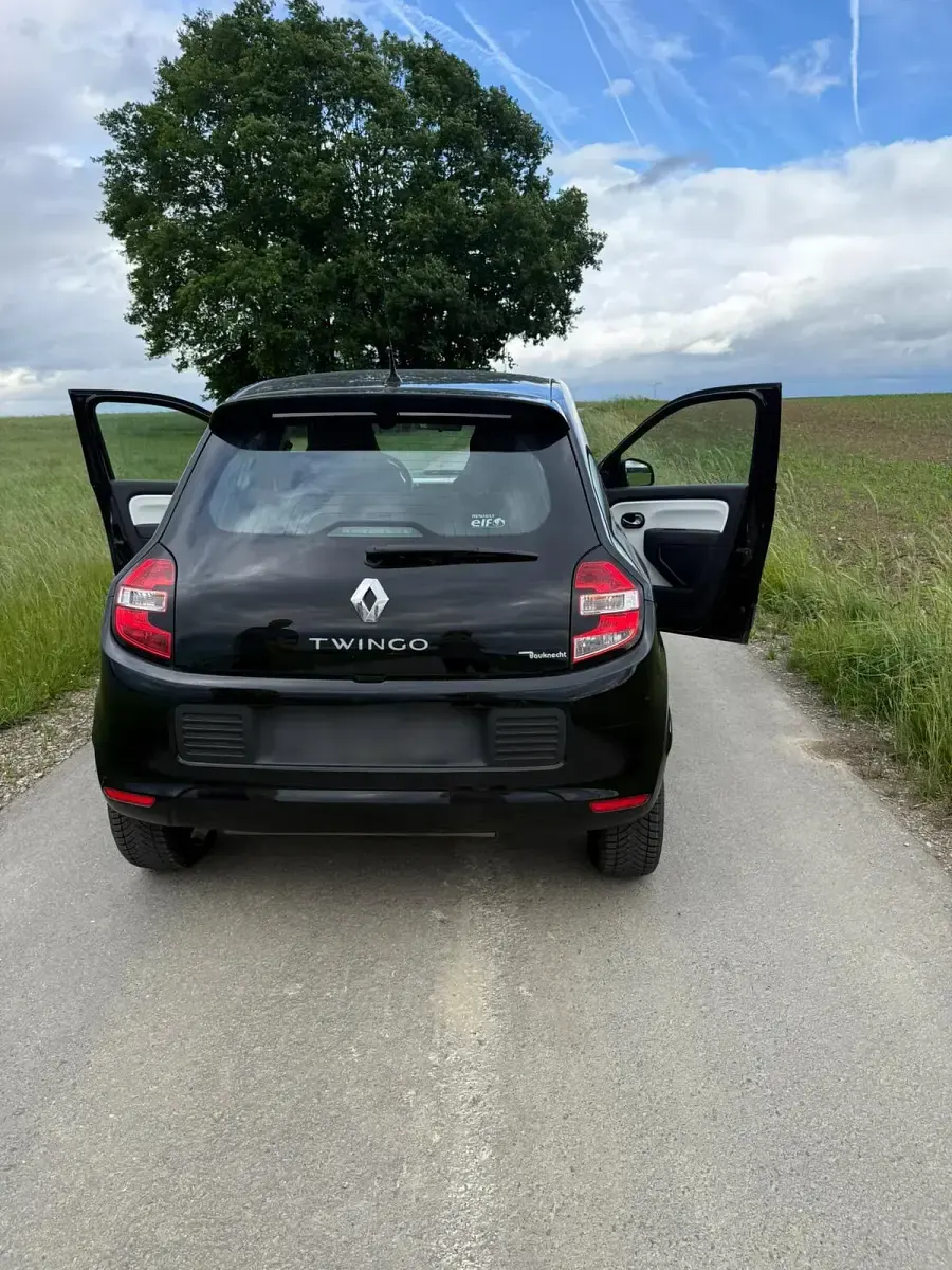 Gebraucht Renault Twingo 69 PS (50 kW) 2016 Schwarz Kleinwagen