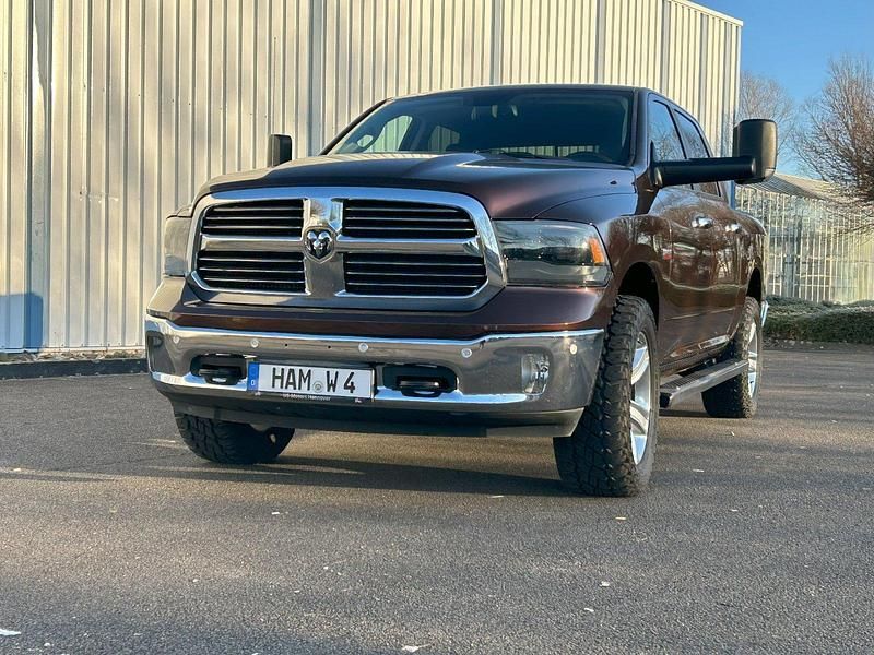 Braun Gebraucht 2015 RAM 1500 Abholung | 31.500 € (Etwas zu teuer) - Bild 1/4