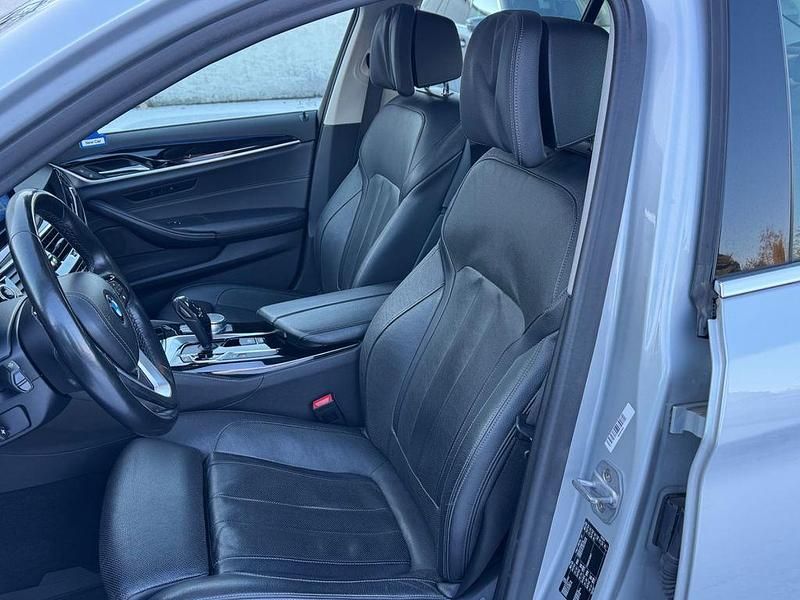 Gebraucht BMW 520 Luxury Line 184 PS (135 kW) 2018 Silber Limousine
