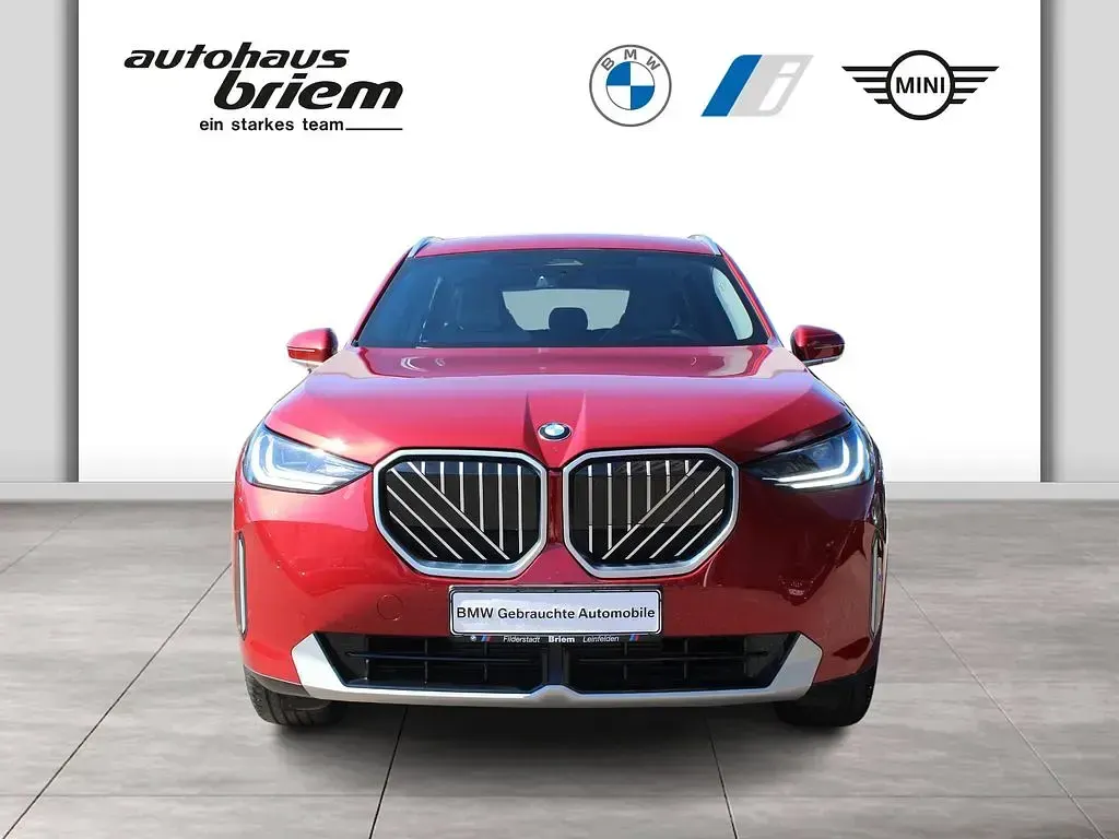 Gebraucht BMW X3 Sport Line 197 PS (144 kW) 2025 Rot SUV