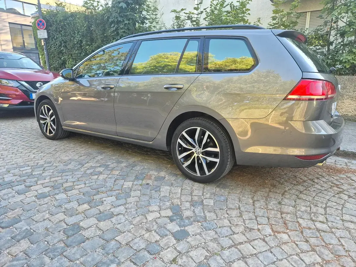 Gebraucht VW Golf VII Comfortline 150 PS (110 kW) 2015 Grau Kombi