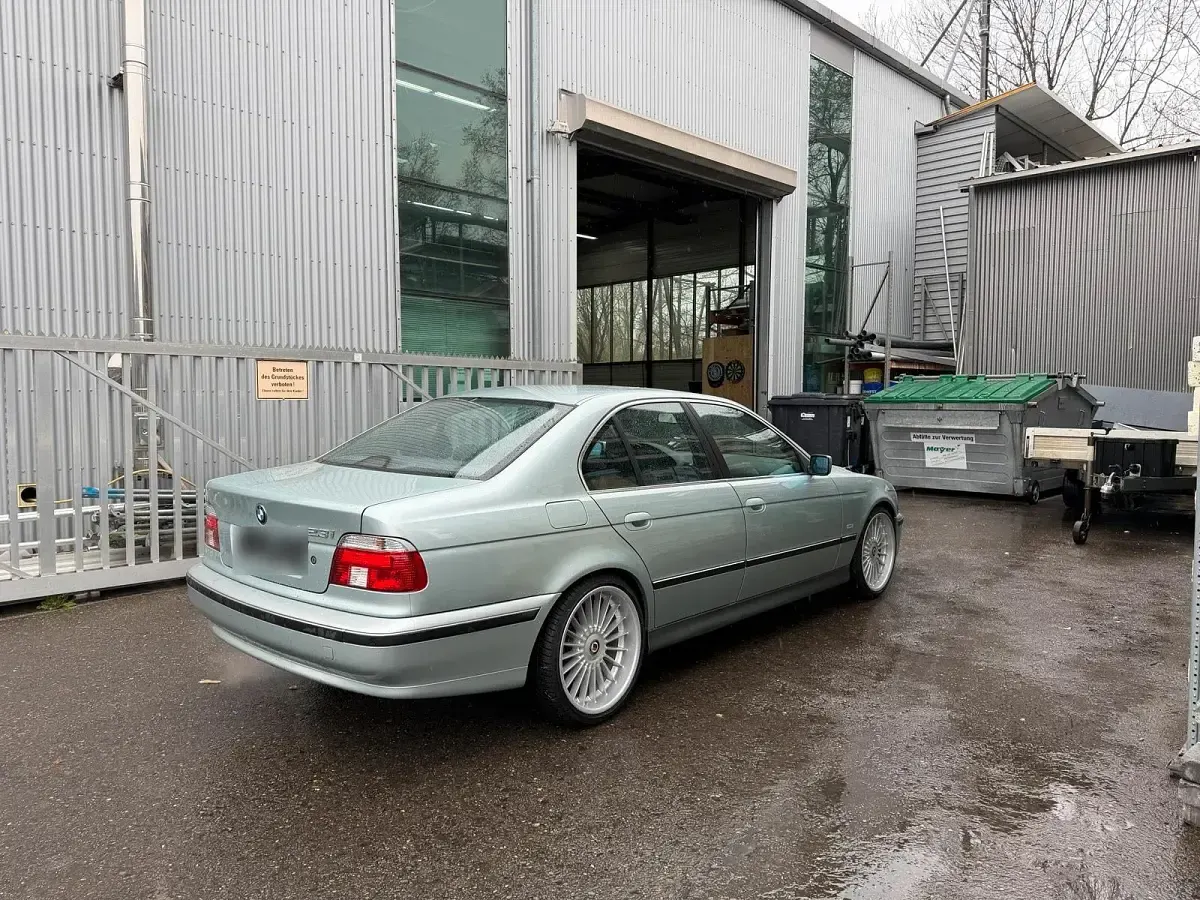 Gebraucht BMW 523 170 PS (125 kW) 1997 Grün Limousine