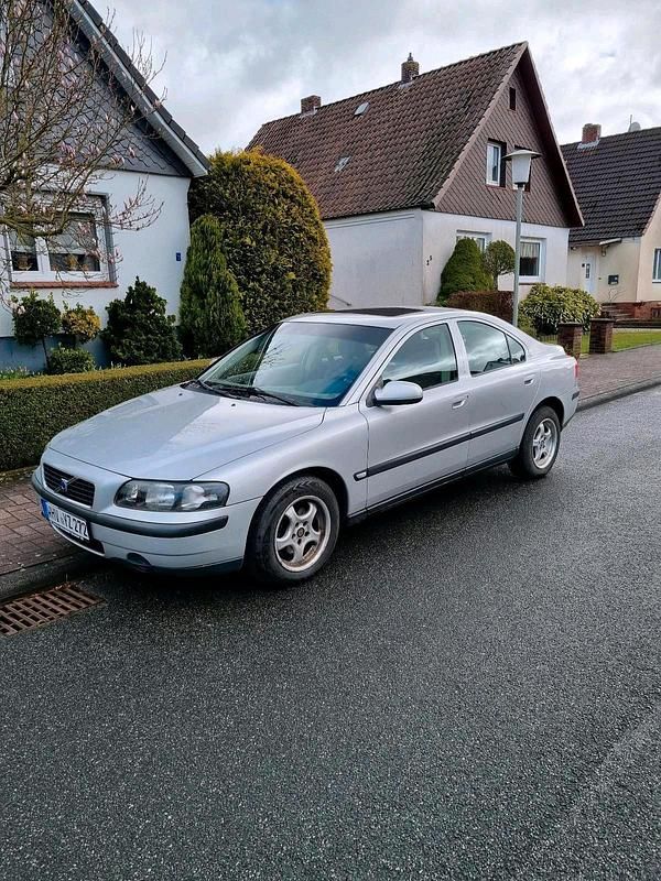 Gebraucht Volvo S60 143 PS (105 kW) 2002 Silber Limousine