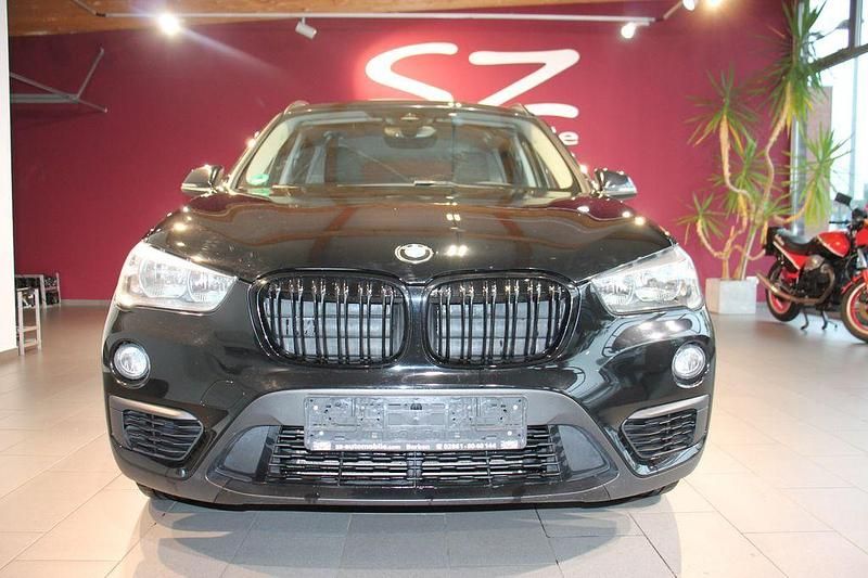 Gebraucht BMW X1 Advantage 190 PS (139 kW) 2017 Schwarz SUV