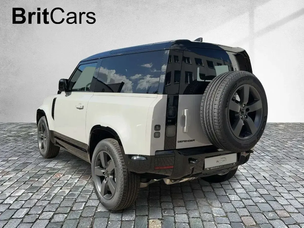 Neu Land Rover Defender SE Dynamic 200 PS (147 kW) 2025 Grau SUV