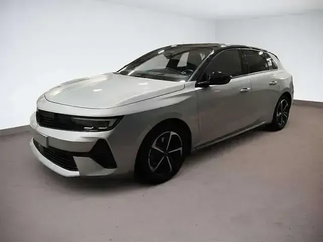 Gebraucht Opel Astra S 131 PS (96 kW) 2025 Silber Kleinwagen