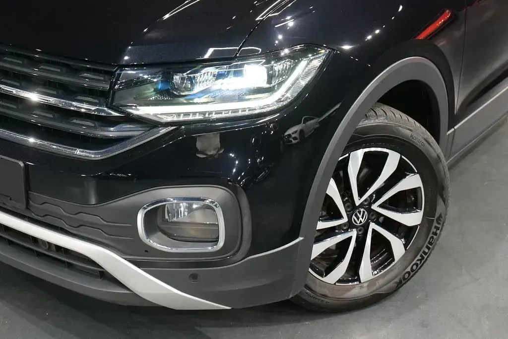 Gebraucht VW T-Cross Active 150 PS (110 kW) 2022 Schwarz SUV