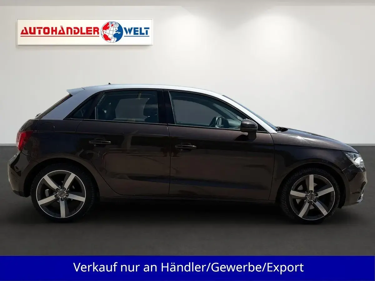 Gebraucht Audi A1 Sportback Sport 122 PS (89 kW) 2012 Braun Kleinwagen