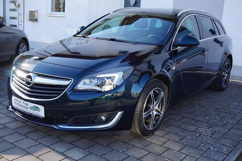 Gebraucht Opel Insignia 170 PS (125 kW) 2017 Smaragd gruen (mi) Kombi