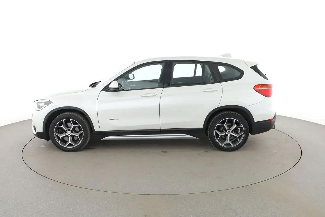 Gebraucht BMW X1 xLine 192 PS (141 kW) 2015 Weiß SUV